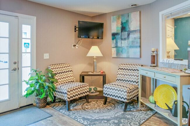 Leasing Office