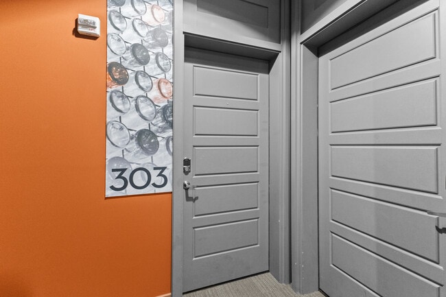 Photo - 570 S Front St Unit #303