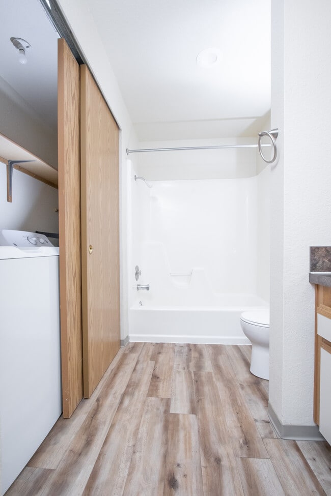 Photo - Parkgrove Apartments