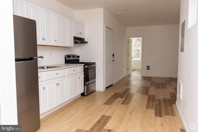 Building Photo - 2843 N 13th St Rental