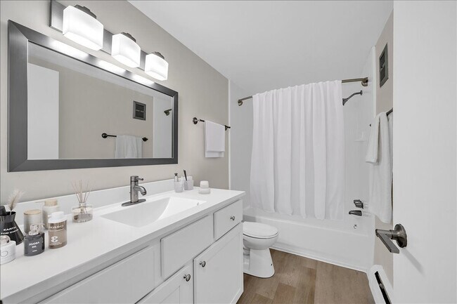 Photo - Rochester Place