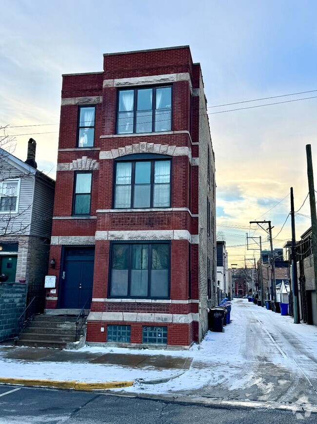 Building Photo - 532 N Ashland Ave Unit #3 Rental