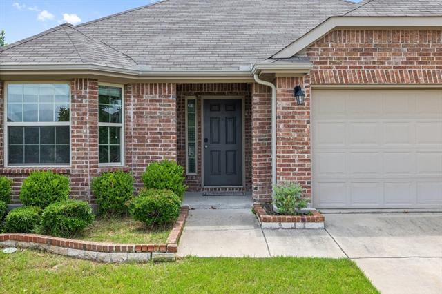 Photo - 920 Kinghaven Dr