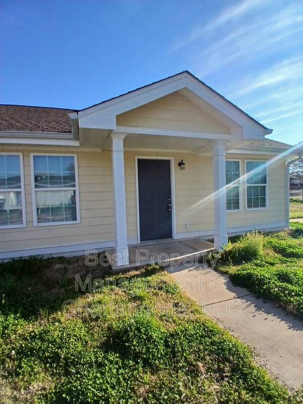 Building Photo - 3632 Dorris St Rental