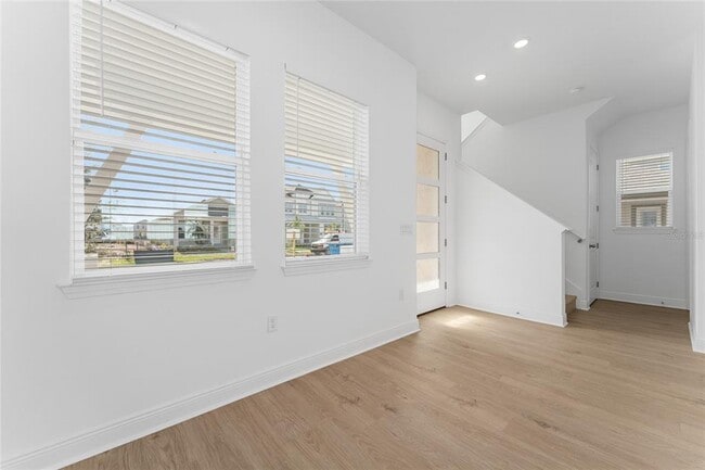 Photo - 10065 Peebles St