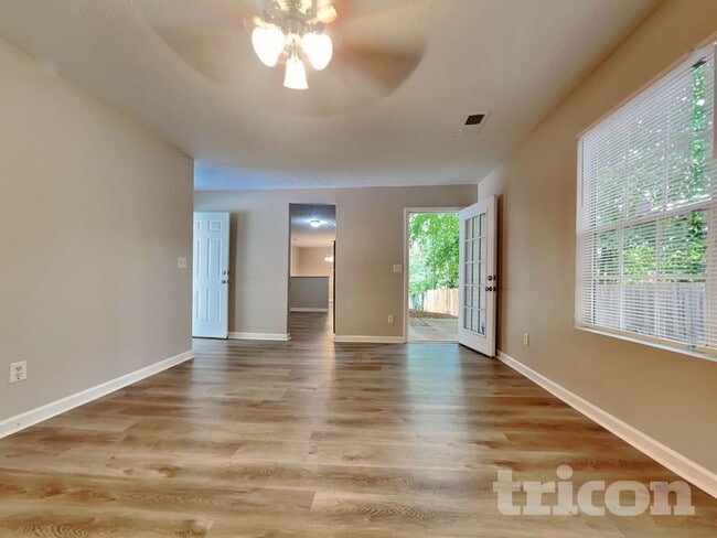 Photo - 5950 Crescent Ridge Ct