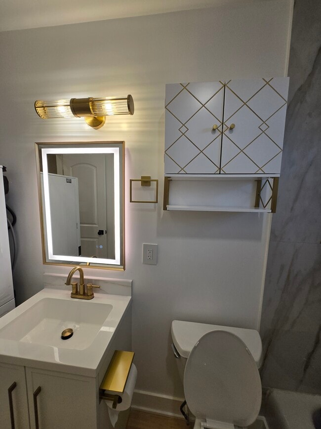 Photo - 3342 Tait Ter