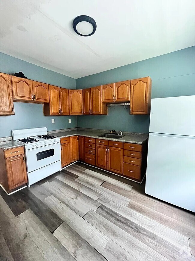Building Photo - 119 Woodlawn Ave Unit 1 Rental