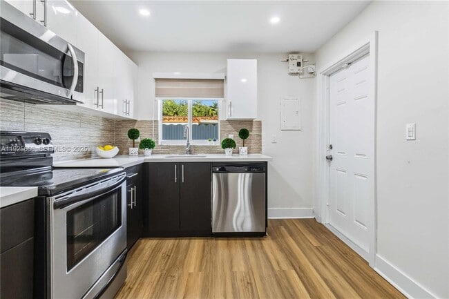 Photo - 3240 SW 69th Ave