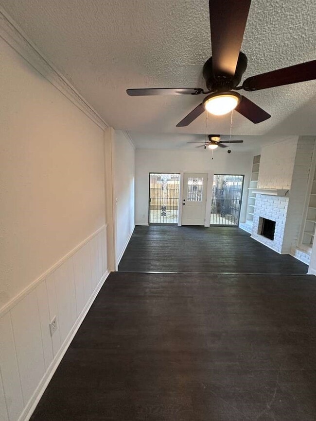 Photo - 7700 Creekbend Dr Unidad 124