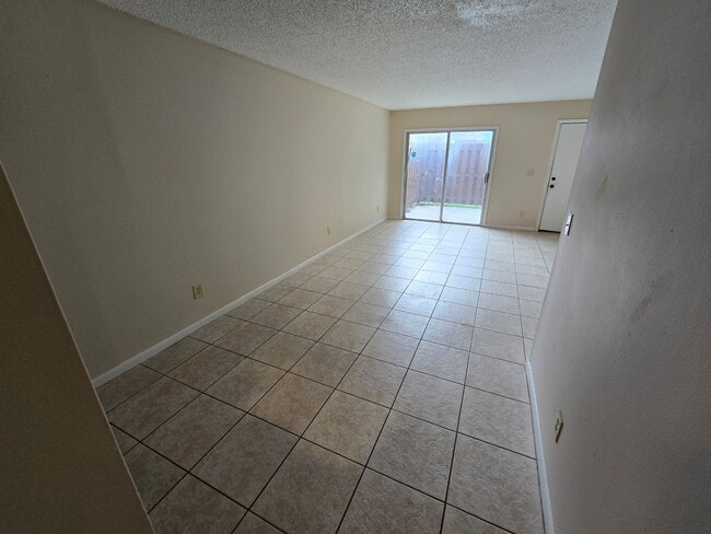 Photo - 2 bd townhouse for rent in Ocala Unit Whispering Sands C