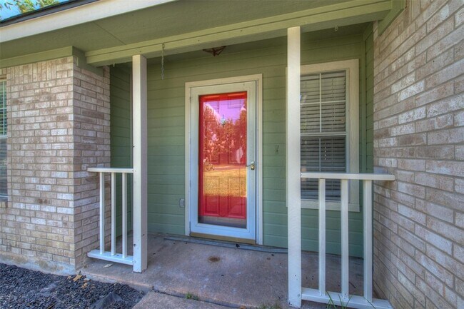 Photo - 2311 Lasso Dr