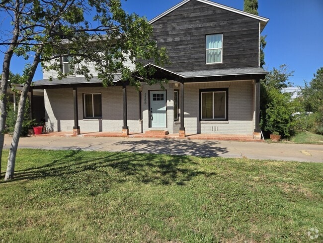 Building Photo - 1700 Golder Ave Rental