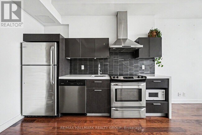 Photo - 340 McLeod St Unit 842