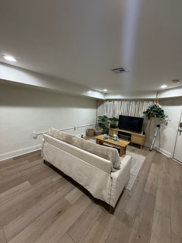 Photo - 5445 W Berks St Unidad A