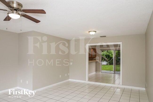 Photo - 20323 SW 124th Ave