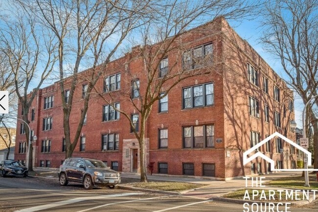 Photo - 4951 N Oakley Ave Unit 1