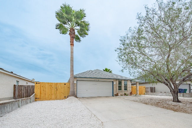 Photo - 15234 Barataria Dr