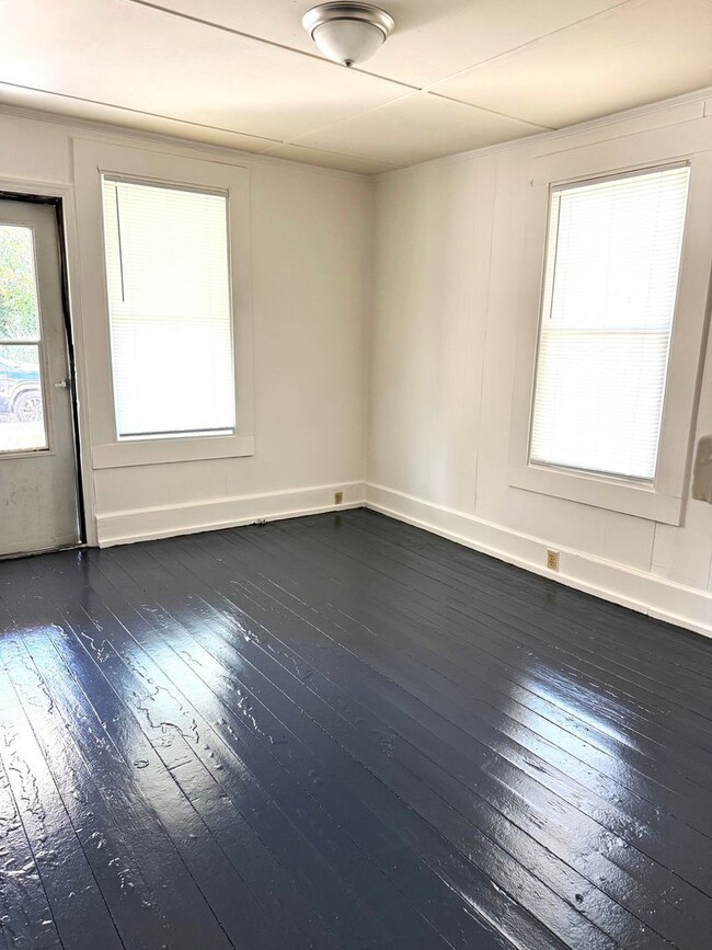 Photo - 1500 W 4th St Unit 1500-C