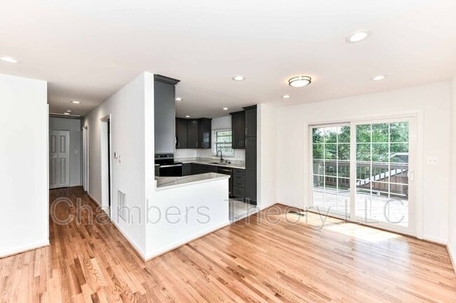 Photo - 1020 S Hoga Rd
