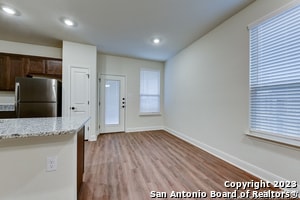 Photo - 13846 Enzo Gate