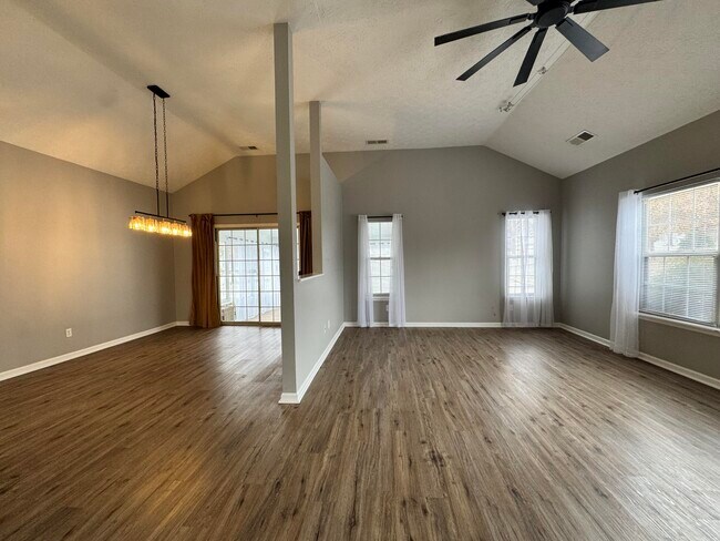 Photo - 4228 Hampton Ridge