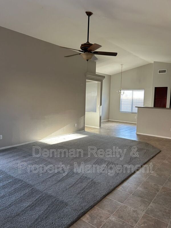 Photo - 1872 St David Ct