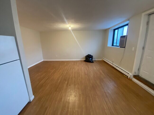 Photo - 625 Somerville Ave Unidad 1