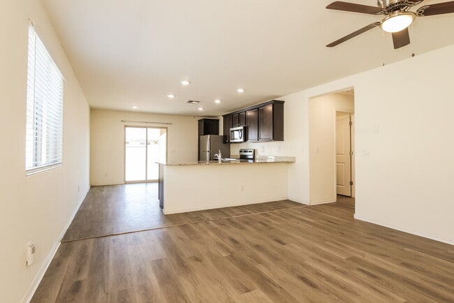 25832 W Samantha Way