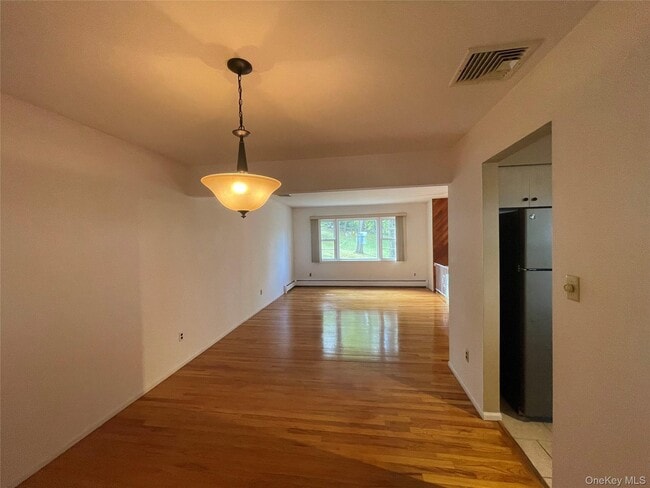 Photo - 17 Woodrum Dr