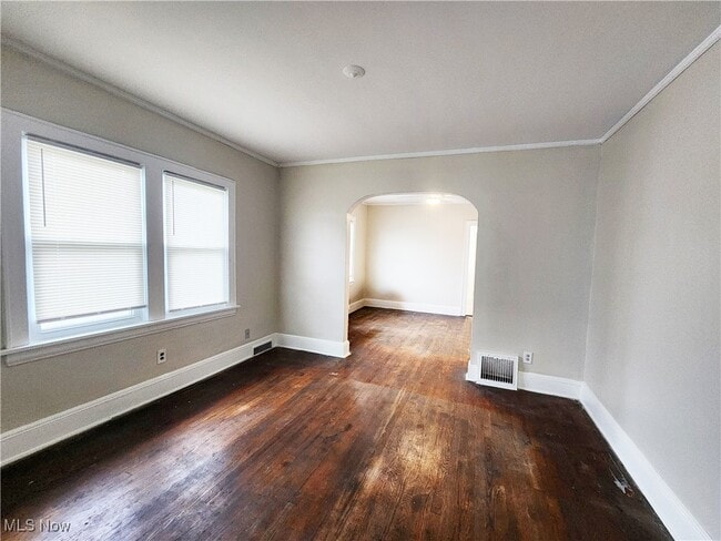 Photo - 529 E Cuyahoga Falls Ave Unit 3