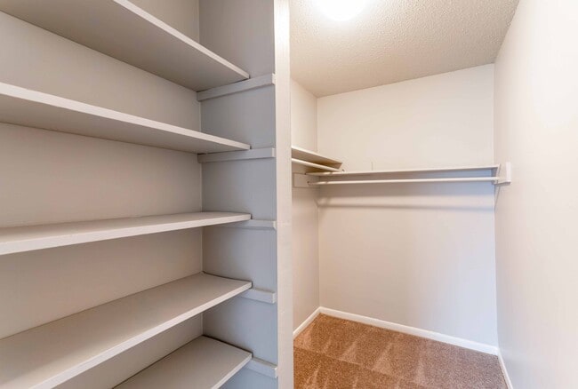 Rothwood Apartments