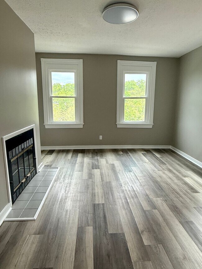 3 bedroom apartment by UC campus! - 3 bedroom apartment by UC campus! Unidad 2