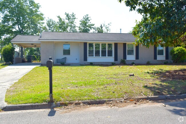 Building Photo - 1022 Oakdale Rd Rental