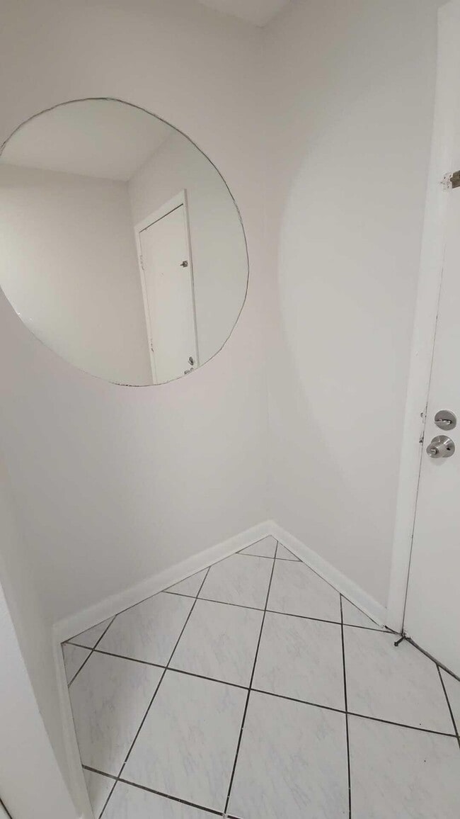 Photo - 4111 Stirling Rd