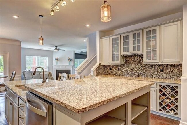 Photo - 409 Golden Rod Ct