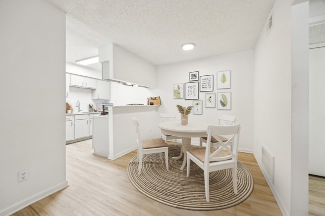 Falltree Apartments