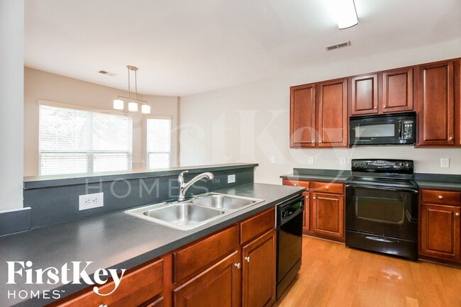 Photo - 9515 Long Hill Dr