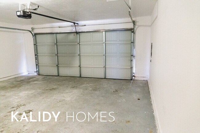 Photo - 3804 Summer Cloud Dr