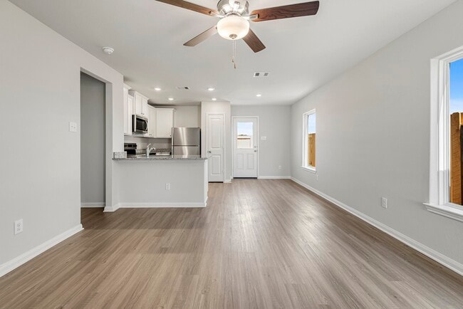 Building Photo - 7506 Thrips Ln