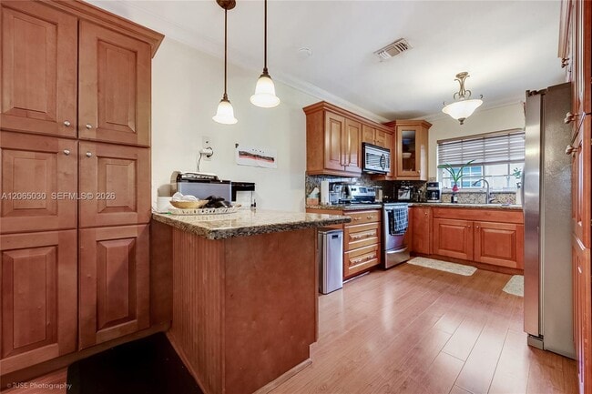 Photo - 4477 SW 15th Terrace Unit 1