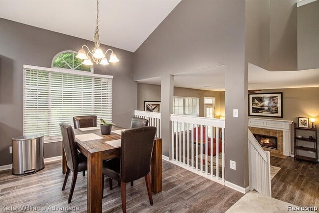 Photo - 130 Lakeshore Pointe Dr