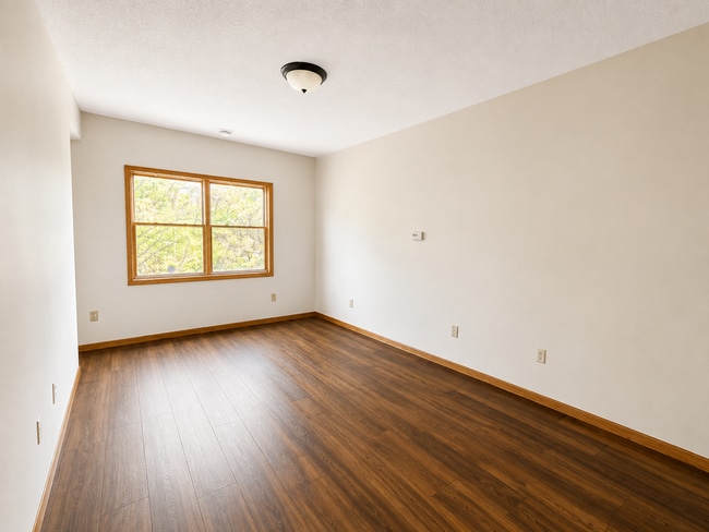 Photo - 865 Clark St N Unit 865  2