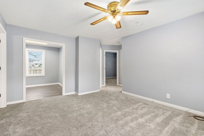 Photo - 3 Bed | 1 Bath | FULLY Remodeled | FULLY Fenced Yard | Springfield MO | PETS WELCOME!