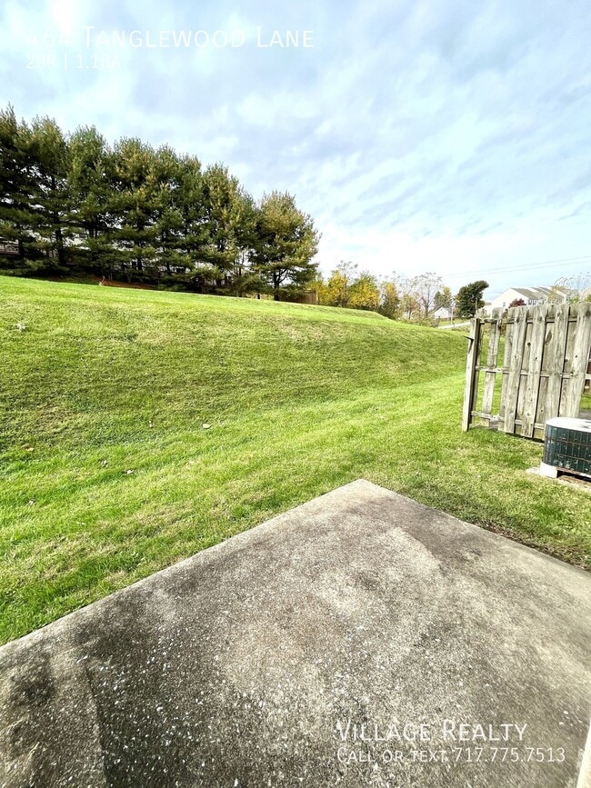 Photo - 464 Tanglewood Ln