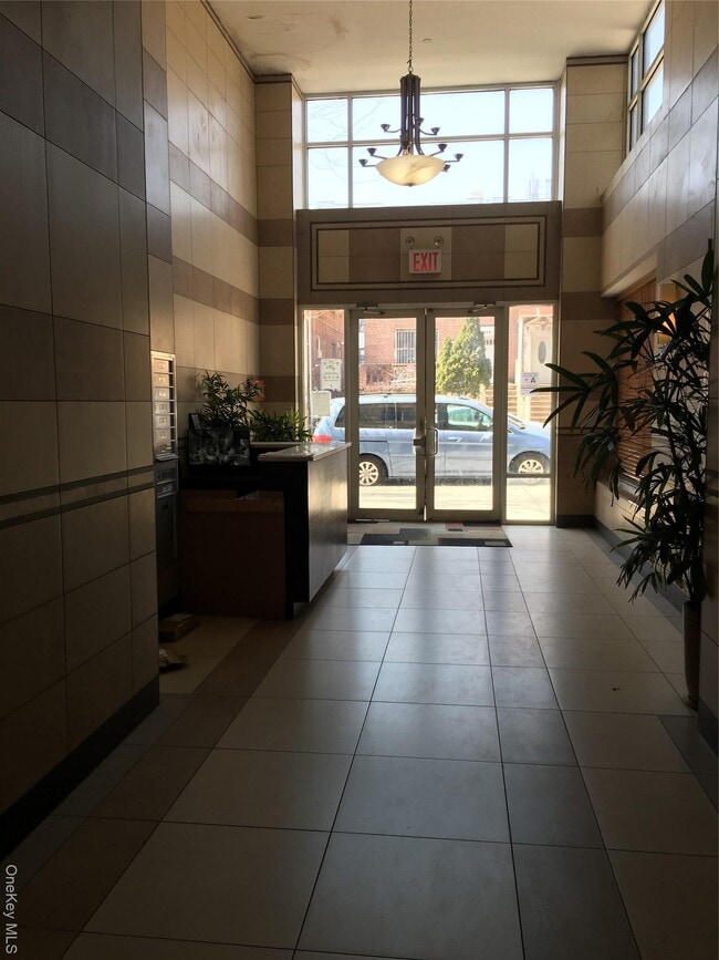 Photo - 93-05 37th Ave Unidad 5D