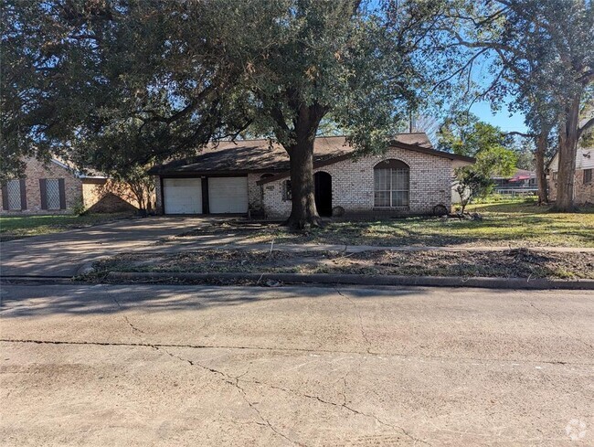 Building Photo - 12325 Hillcroft St Rental