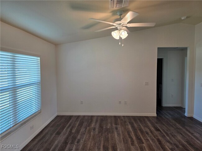 Photo - 131 Carousel Ave
