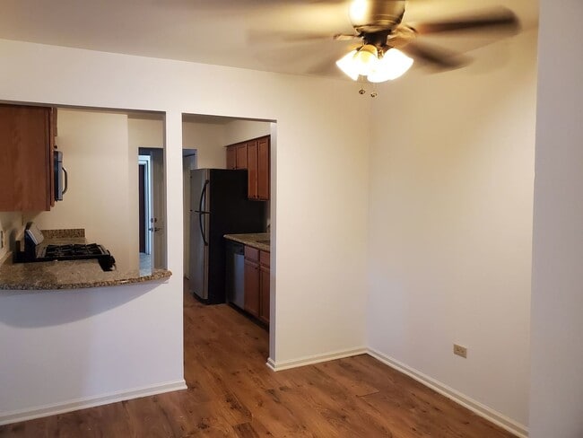 Photo - 833 Village Quarter Rd Unit G4