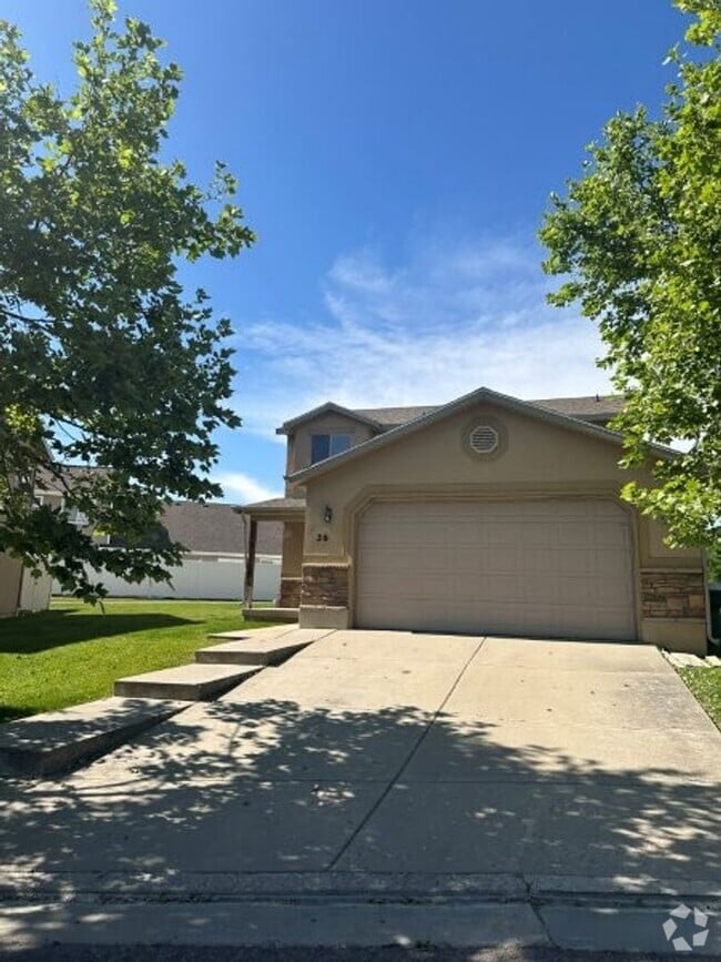 Building Photo - June Move-In Special: Two Weeks Rent Free!... Rental